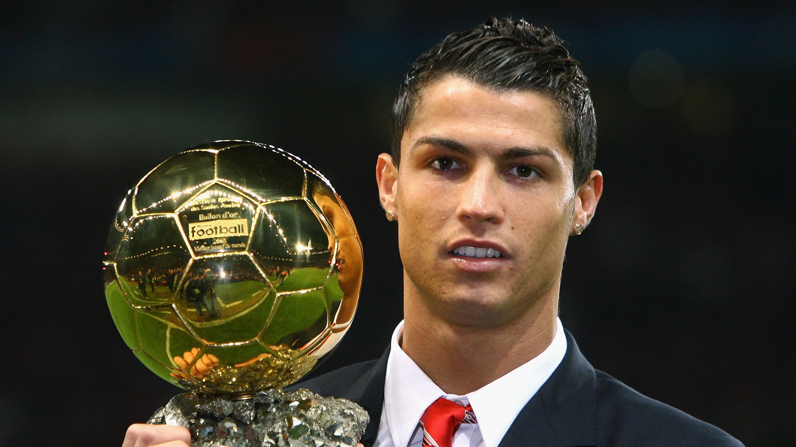 戈麦斯单骑救主！乌克兰逆境翻盘背后的战术密码