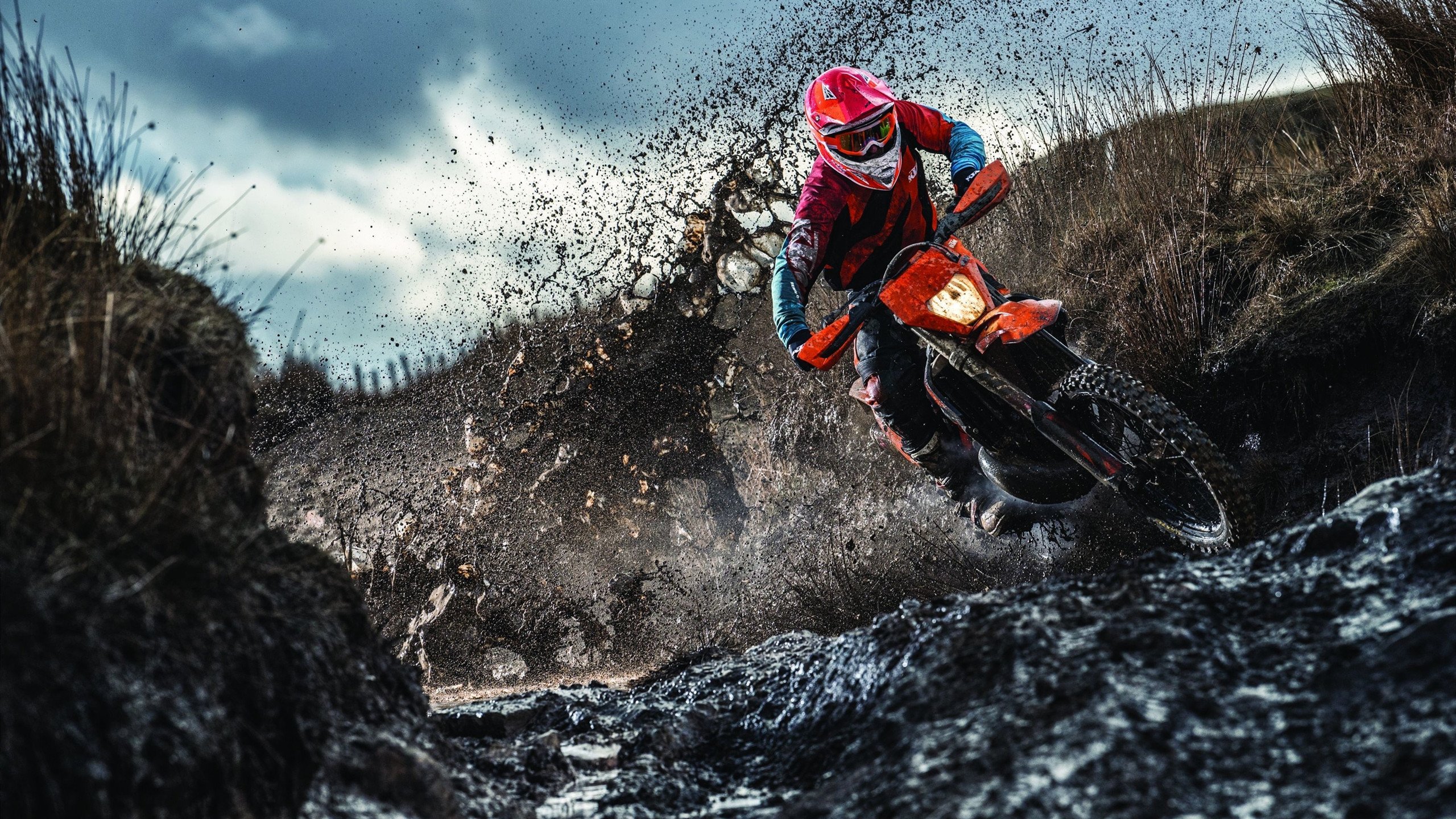 开云体育下载-中国队乒乓球碾压英格兰队，梁靖崑独扛大旗，展现绝对统治力！