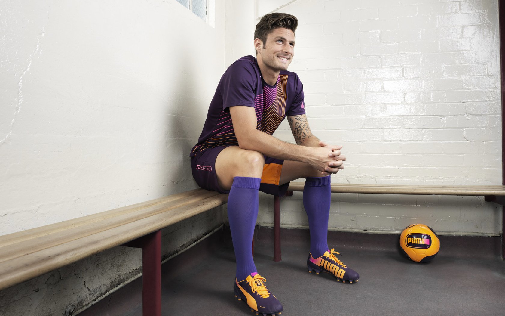 足球世界的震撼双响炮，巴尔韦德创造惊人纪录，雷恩让美国豪门低头